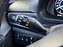Hyundai Bayon 1.0 T-GDI Premium Automaat / Automaat / LED Verlichting / Stoel- & Stuurverwarming / Keyless / Climate Control / Adaptive Cruise Control / Navigatie / Achteruitrijcamera / Parkeersensoren Voor + Achter / Snel Leverbaar! /