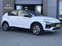 Hyundai Bayon 1.0 T-GDI Premium Automaat / Automaat / LED Verlichting / Stoel- & Stuurverwarming / Keyless / Climate Control / Adaptive Cruise Control / Navigatie / Achteruitrijcamera / Parkeersensoren Voor + Achter / Snel Leverbaar! /