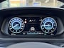 Hyundai Bayon 1.0 T-GDI Premium Automaat / Automaat / LED Verlichting / Stoel- & Stuurverwarming / Keyless / Climate Control / Adaptive Cruise Control / Navigatie / Achteruitrijcamera / Parkeersensoren Voor + Achter / Snel Leverbaar! /