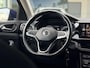 Volkswagen T-Cross 1.0 TSI Life / Navigatie / Climate Control / Cruise Control / Parkeersensoren Voor + Achter / Privacy Glass / Nette Auto! /