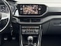 Volkswagen T-Cross 1.0 TSI Life / Navigatie / Climate Control / Cruise Control / Parkeersensoren Voor + Achter / Privacy Glass / Nette Auto! /