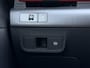 Hyundai Kona Electric N Line Business 64.8 kWh / Warmtepomp / BOSE Audio / V2L Interieur / Achteruitrijcamera / Parkeersensoren Voor + Achter / Stoel- & Stuurverwarming / Dodehoekdetectie /