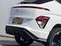Hyundai Kona Electric N Line Business 64.8 kWh / Warmtepomp / BOSE Audio / V2L Interieur / Achteruitrijcamera / Parkeersensoren Voor + Achter / Stoel- & Stuurverwarming / Dodehoekdetectie /
