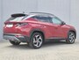 Hyundai Tucson 1.6 T-GDI PHEV Premium 4WD / Fabrieksgarantie tot 10-2027 / Dealer onderhouden / Trekgewicht 1350 kg / Elektrische achterklep / Rondomzicht camera / Stuur- Stoel & Achterbankverwarming / Adaptief cruise control / Keyless Entry/Start /