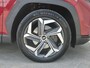 Hyundai Tucson 1.6 T-GDI PHEV Premium 4WD / Fabrieksgarantie tot 10-2027 / Dealer onderhouden / Trekgewicht 1350 kg / Elektrische achterklep / Rondomzicht camera / Stuur- Stoel & Achterbankverwarming / Adaptief cruise control / Keyless Entry/Start /