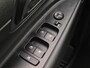 Hyundai i20 1.0 T-GDI Premium / Fabrieksgarantie tot 03-2030 / Dealer onderhouden / Stuur- & Stoel verwarming / Achteruitrijcamera / Adaptief cruise control / Navigatie / Apple Carplay Android Auto / Climate control /