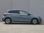 Hyundai i20 1.0 T-GDI Premium / Fabrieksgarantie tot 03-2030 / Dealer onderhouden / Stuur- & Stoel verwarming / Achteruitrijcamera / Adaptief cruise control / Navigatie / Apple Carplay Android Auto / Climate control /