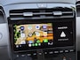 Hyundai Tucson 1.6 T-GDI PHEV Premium Sky 4WD / Glazen schuif- en kanteldak / Rondomzicht camera / Trekgewicht 1.350 kg / Elektrische achterklep / Stuur- Stoel & Achterbank verwarming / Adaptief cruise control / Stoelventilatie / Apple Carplay Android Auto /