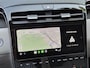 Hyundai Tucson 1.6 T-GDI PHEV Premium Sky 4WD / Glazen schuif- en kanteldak / Rondomzicht camera / Trekgewicht 1.350 kg / Elektrische achterklep / Stuur- Stoel & Achterbank verwarming / Adaptief cruise control / Stoelventilatie / Apple Carplay Android Auto /