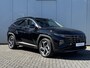 Hyundai Tucson 1.6 T-GDI PHEV Comfort Smart 4WD / Pano Dak / 19" LM / Stoelverwarming /