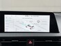 Kia EV6 Edition 77.4 kWh / SOH 100% / Fabrieksgarantie t/m 05-2032 / 1.600 kg trekgewicht / Android Auto & Apple Carplay / Navigatie / Cruise Control Adaptief / Climate Control / DAB / Draadloze Telefoonlader / Camera / Parkeer assistent / 19" Lichtmetalen Wielen / Keyless entry & start /