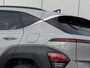 Hyundai Kona 1.6 GDI HEV Premium / Demo Deal / MY 26 / Zwart Leder / Stoelverkoeling / Stoelverwarming Voor + Achter / Stuurverwarming / 360 Camera / BOSE Audio /