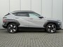 Hyundai Kona 1.6 GDI HEV Premium / Demo Deal / MY 26 / Zwart Leder / Stoelverkoeling / Stoelverwarming Voor + Achter / Stuurverwarming / 360 Camera / BOSE Audio /