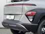 Hyundai Kona 1.6 GDI HEV Premium / Demo Deal / MY 26 / Zwart Leder / Stoelverkoeling / Stoelverwarming Voor + Achter / Stuurverwarming / 360 Camera / BOSE Audio /