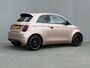 Fiat 500e La Prima 42 kWh / SOH 94% / Apple Carplay/Android Auto / Achteruitrijcamera / Adaptieve Cruise Control / Lichtmetalen Velgen 17" / Navigatie / 3-fase / Snelladen /