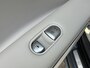 Hyundai Ioniq 5 Lounge 77.4 kWh / SOH 100% / Fabrieksgarantie tot 12-2027 / CCS snelladen / Head Up Display / Warmtepomp / Trekgewicht 1600 kg / Elektrische achterklep / Stuur- Stoel & Achterbank verwarming / Rondomzicht camera / Bose Audio Systeem / Adaptief cruise control /