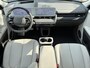 Hyundai Ioniq 5 Lounge 77.4 kWh / SOH 100% / Fabrieksgarantie tot 12-2027 / CCS snelladen / Head Up Display / Warmtepomp / Trekgewicht 1600 kg / Elektrische achterklep / Stuur- Stoel & Achterbank verwarming / Rondomzicht camera / Bose Audio Systeem / Adaptief cruise control /