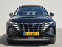 Hyundai Tucson 1.6 T-GDI PHEV Comfort Smart Sky 4WD / Dealeronderhouden / Fabrieksgarantie tot 06-2027 / Glazen schuif- en kanteldak / Stuur- & Stoelverwarming / Trekgewicht 1350 kg / Adaptief cruise control / Achteruitrijcamera / Krell Audio Systeem /