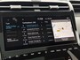 Hyundai Tucson 1.6 T-GDI PHEV Comfort Smart Sky 4WD / Dealer Onderhouden / SOH 100% / Panoramadak / Adaptief Cruise Control / Navigatie / Achteruitrijcamera / Apple Carplay & Android Auto / Stoel & Stuurverwarming / 19" LM Velgen / Elektrische Achterklep /