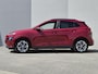 Hyundai Kona Electric EV Comfort 39 kWh / SOH 100% / 3 fase Laden/ 8 jaar Batterijgarantie/  Fabrieksgarantie tot 02-2027 / Dealer onderhouden / Batterijgarantie tot 02-2030 / WLTP 305 km stad 435 km / CSS snelladen / Warmtepomp / Stuur- & Stoelverwarming / Achteruitrijcamera / Apple Carplay Android Auto /
