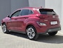 Hyundai Kona Electric EV Comfort 39 kWh / SOH 100% / 3 fase Laden/ 8 jaar Batterijgarantie/  Fabrieksgarantie tot 02-2027 / Dealer onderhouden / Batterijgarantie tot 02-2030 / WLTP 305 km stad 435 km / CSS snelladen / Warmtepomp / Stuur- & Stoelverwarming / Achteruitrijcamera / Apple Carplay Android Auto /