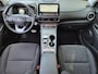 Hyundai Kona Electric EV Comfort 39 kWh / SOH 100% / 3 fase Laden/ 8 jaar Batterijgarantie/  Fabrieksgarantie tot 02-2027 / Dealer onderhouden / Batterijgarantie tot 02-2030 / WLTP 305 km stad 435 km / CSS snelladen / Warmtepomp / Stuur- & Stoelverwarming / Achteruitrijcamera / Apple Carplay Android Auto /