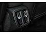 Volvo XC40 B4 Automaat Plus Black Edition | Demo Deal | Verwarmbare voorstoelen | Verwarmbaar stuurwiel | Premium audio by Harman Kardon | Verwarmbaar voorruit | Panoramadak | Rondom zichtcamera | 20 inch Lichtmetalen velgen | Alarmklasse 3