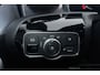 Mercedes-Benz A-klasse 180 Business Solution AMG-Line | Camera | Cruise Control | Sportstoelen | Digital Cockpit | Widescreen |