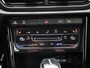 Volkswagen T-Roc Cabrio 1.5 TSI R-Line 150 PK| Trekhaak Afneembaar | LEDER Interieur | Navigatie | Stoelverwarming | Stuurwielverwarming | Dodehoekdetectie | Achteruitrijcamera