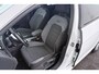 Volkswagen Golf 1.4 TSI Highline Business R-Line | Uitklap Trekhaak | CarPlay | Stoelverwarming | Adap. Cruise |