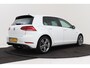 Volkswagen Golf 1.4 TSI Highline Business R-Line | Uitklap Trekhaak | CarPlay | Stoelverwarming | Adap. Cruise |