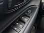 Hyundai i20 1.0 T-GDI Premium / Keyless entry / Climate control / Navigatie / Verwarmde stoelen + stuurwiel / Apple carplay/Android Auto / Trekhaak geremd 1.110 kg / | Achteruitrijcamera | Apple Carplay/Android Auto | Dodehoek detectie