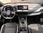 Nissan Qashqai 1.3 MHEV Tekna / Panorama dak / Trekhaak 1400kg geremd / Apple CarPlay/Android Auto / Cruise Control / Stoel en stuurverwarming /