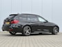 BMW 3-Serie Touring 330i xDrive High Executive / 252PK / AWD / Navigatie / Parkeersensoren Voor & Achter / Elektrische achterklep / Stoelverwarming voor / LMV / Historie aanwezig / 1ste Eigenaar 5 jaar in NL / 1800KG Trekgewicht / BMW Led lampen /