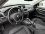 BMW 3-Serie Touring 330i xDrive High Executive / 252PK / AWD / Navigatie / Parkeersensoren Voor & Achter / Elektrische achterklep / Stoelverwarming voor / LMV / Historie aanwezig / 1ste Eigenaar 5 jaar in NL / 1800KG Trekgewicht / BMW Led lampen /