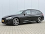 BMW 3-Serie Touring 330i xDrive High Executive / 252PK / AWD / Navigatie / Parkeersensoren Voor & Achter / Elektrische achterklep / Stoelverwarming voor / LMV / Historie aanwezig / 1ste Eigenaar 5 jaar in NL / 1800KG Trekgewicht / BMW Led lampen /