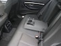 BMW 3-Serie Touring 330i xDrive High Executive / 252PK / AWD / Navigatie / Parkeersensoren Voor & Achter / Elektrische achterklep / Stoelverwarming voor / LMV / Historie aanwezig / 1ste Eigenaar 5 jaar in NL / 1800KG Trekgewicht / BMW Led lampen /