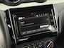 Suzuki Swift 1.2 Select Smart Hybrid / Trekhaak met afneembare kogel 1000kg geremd / Navigatie / Fabrieksgarantie tot 2030 / Airco / Apple carplay/Android Auto / Cruise control adaptief /