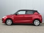 Suzuki Swift 1.2 Select Smart Hybrid / Trekhaak met afneembare kogel 1000kg geremd / Navigatie / Fabrieksgarantie tot 2030 / Airco / Apple carplay/Android Auto / Cruise control adaptief /