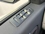 Land Rover Discovery Sport P300e 1.5 R-Dynamic HSE / Dealer Onderhouden / NL auto / Afneembare Trekhaak (1.600KG) / PHEV / AWD / All-Season Banden / Achteruitrijcamera / Adaptieve Cruise Control / MERIDIAN Audio /