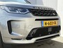 Land Rover Discovery Sport P300e 1.5 R-Dynamic HSE / Dealer Onderhouden / NL auto / Afneembare Trekhaak (1.600KG) / PHEV / AWD / All-Season Banden / Achteruitrijcamera / Adaptieve Cruise Control / MERIDIAN Audio /