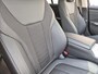 BMW 3-Serie Touring 330e / SOH 95% / Dealer onderhouden / 1.500 kg Elektr. trekhaak / EAER 60 km / Apple Carplay Android Auto / Elektrische achterklep / Cruise control / Keyless start / Climate control / Navigatie / Parkeersensoren voor en achter /