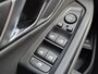BMW 3-Serie Touring 330e / SOH 95% / Dealer onderhouden / 1.500 kg Elektr. trekhaak / EAER 60 km / Apple Carplay Android Auto / Elektrische achterklep / Cruise control / Keyless start / Climate control / Navigatie / Parkeersensoren voor en achter /