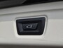 BMW 3-Serie Touring 330e / SOH 95% / Dealer onderhouden / 1.500 kg Elektr. trekhaak / EAER 60 km / Apple Carplay Android Auto / Elektrische achterklep / Cruise control / Keyless start / Climate control / Navigatie / Parkeersensoren voor en achter /