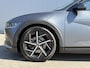 Hyundai Ioniq 5 Connect 77.4 kWh / SOH 100% / Fabrieksgarantie tot 04-2028 / Dealer onderhouden / CCS snelladen / WLTP bereik 507 km bereik stad 710 km / Stuur- Stoel & Achterbank verwarming / Trekgewicht 1600 kg / Achteruitrijcamera / Adaptief cruise control /