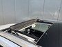 Hyundai Santa Fe 1.6 T-GDI PHEV Premium Sky 7p. SOH 100% / Elektrisch glazen panorama-dak / Automaat / All-season banden / Navigatie / Apple Carplay/Android Auto / Stoel verwarming/verkoeling / Airco separaat achter / Achter stoelverwarming / Cruise Control /