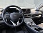 Hyundai Santa Fe 1.6 T-GDI PHEV Premium Sky 7p. SOH 100% / Elektrisch glazen panorama-dak / Automaat / All-season banden / Navigatie / Apple Carplay/Android Auto / Stoel verwarming/verkoeling / Airco separaat achter / Achter stoelverwarming / Cruise Control /