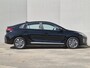 Hyundai Ioniq 1.6 GDi PHEV Comfort / SOH 95.9% / All season banden / Stuur- & Stoelverwarming / Navigatie via Apple Carplay of Android Auto / Achteruitrijcamera / Cruise control / Parkeersensoren achter / Climate control /