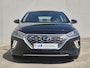 Hyundai Ioniq 1.6 GDi PHEV Comfort / SOH 95.9% / All season banden / Stuur- & Stoelverwarming / Navigatie via Apple Carplay of Android Auto / Achteruitrijcamera / Cruise control / Parkeersensoren achter / Climate control /