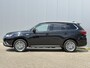 Mitsubishi Outlander 2.4 PHEV Intense+ / Stoel/Stuurverwarming / Climate control / Glazen schuif-/kanteldak / Trekhaak geremd trekgewicht 1500 kg / Navigatie / Bluetooth /